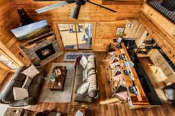 Skyline Chalet - Image 4