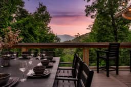 Ski View Lodge - Image 3