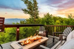 Three Oaks Retreat - Image 3