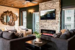 Grand Ole Retreat - Image 5