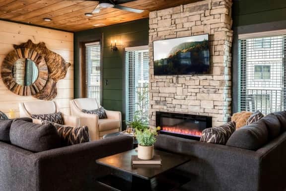 Grand Ole Retreat - Image 5
